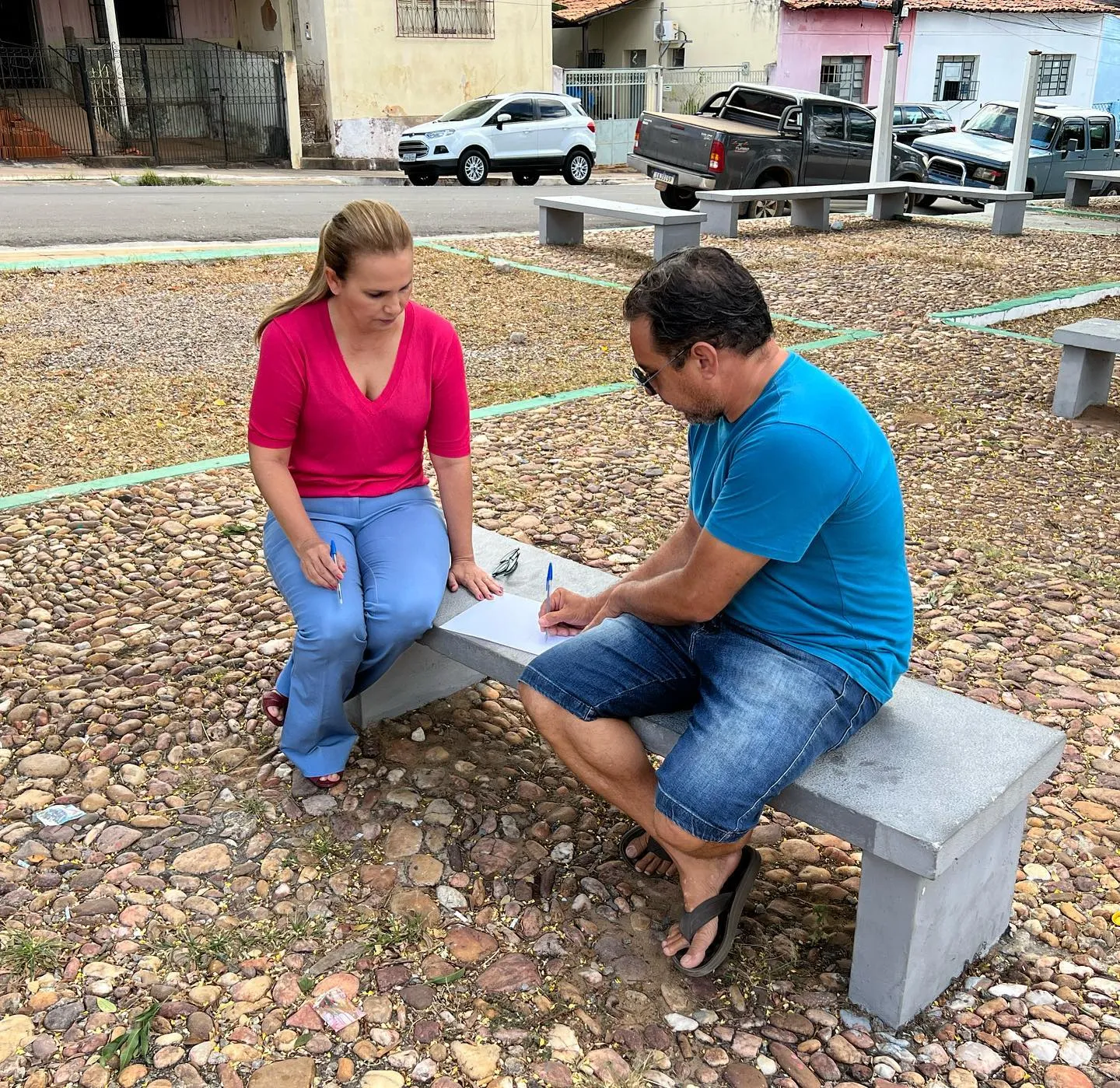 Carmelita Castro iniciou os preparativos da Cidade Junina na Praça do Abrigo