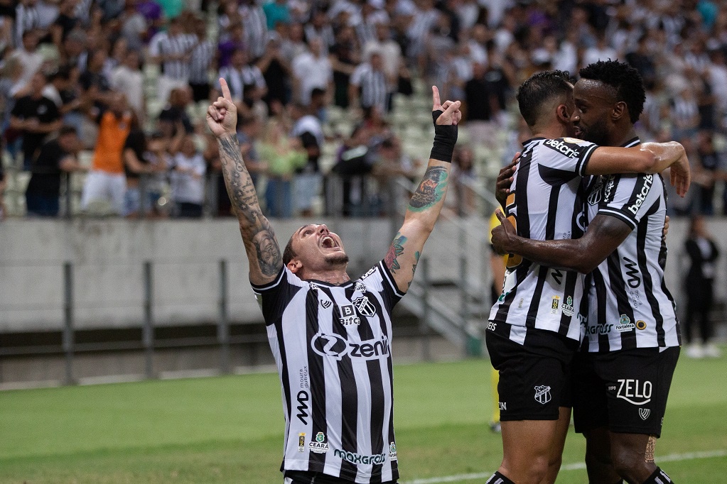 Corinthians volta a enfrentar o Fortaleza no Castelão após mais de