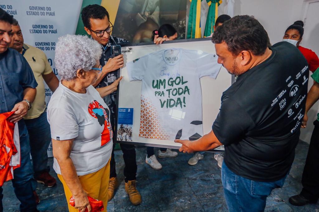 Fotos: Gabriel Piauilino. A governadora vai apoiar a Taça das Favelas