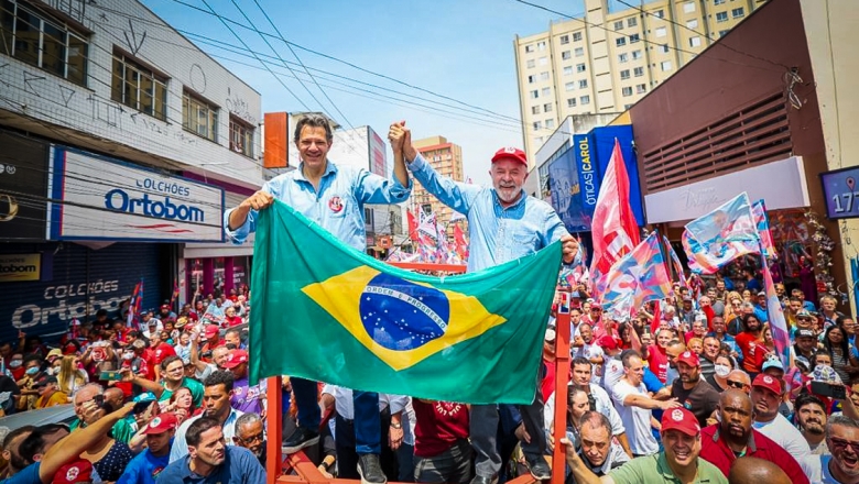 Lula foi às ruas de São Paulo para casar sua campanha com a de Fernando Haddad.