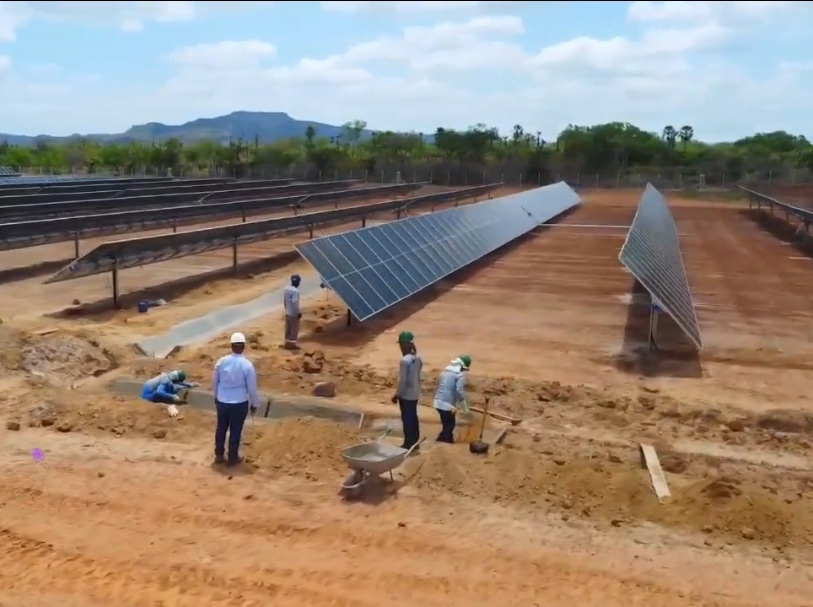 A miniusina de energia solar construída em Campo Maior por meio de uma PPP está em fase de conclusão e será entregue no próximo mês, servindo de exemplo para o Brasil