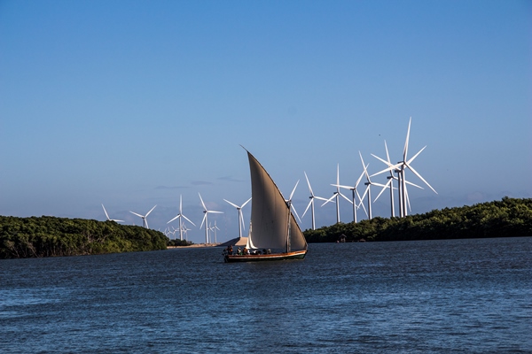 No litoral, a geração de energia já é uma realidade, mas o estudo é para a geração em alto mar(Foto: Djalma Batista)
