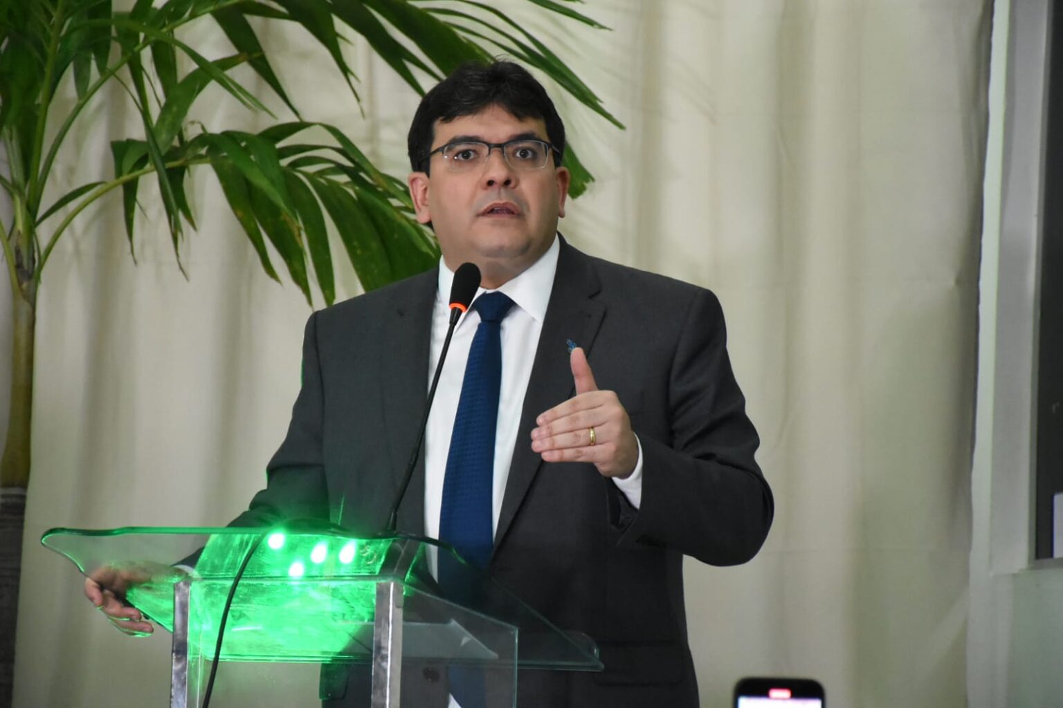 O governador Rafael Fonteles ampliou a margem do crédito consignado dos servidores públicos do Piauí.