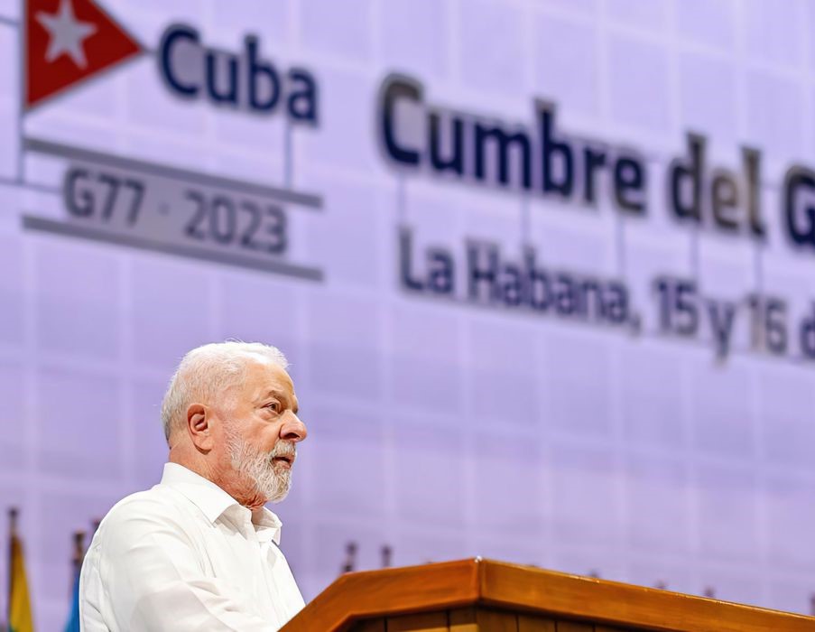 Lula abriu o discurso condenando o isolamento imposto a Cuba por outras nações