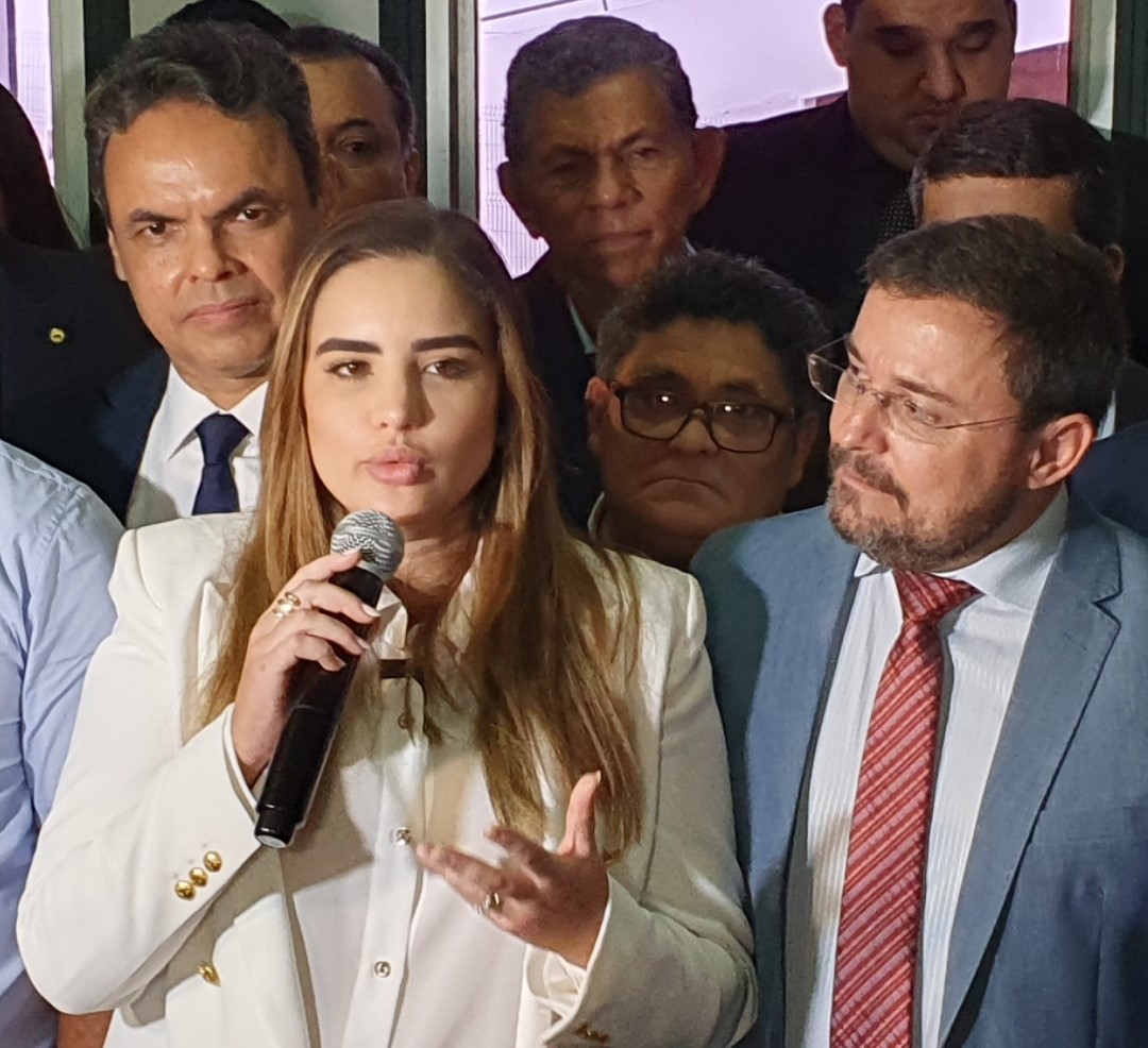 Bárbara participa de coletiva de imprensa para declarar apoio a Fábio Novo, pré-candidato a prefeito de Teresina