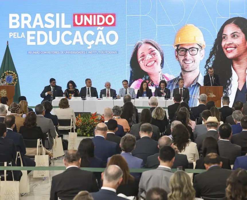 Evento onde Lula anunciou mais recursos para o incentivo e melhoria do ensino superior no Brasil. (Foto: Marcelo Camargo)