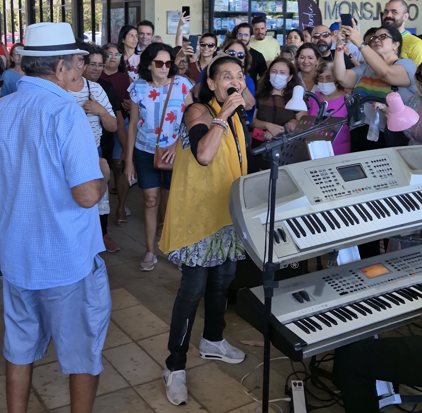 Nayra Lima é uma das atração do evento 60+ que organizado pela Sasc na Potycabana. Foto: Djalma Batista