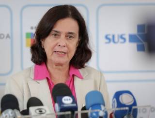 Hospitais federais do Rio vão passar por reestruturação, diz ministra