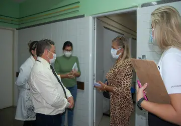 O Hospital Mariano Castelo Branco, na zona Norte de Teresina, é preparado para receber pacientes com Covid-19