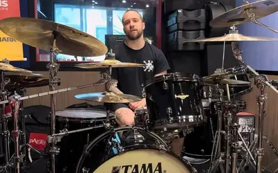 Sepultura anuncia saída do baterista Eloy Casagrande às vésperas de turnê de despedida