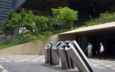 BNDES abre concurso público com 150 vagas de nível superior e salário inicial de R$ 20 mil